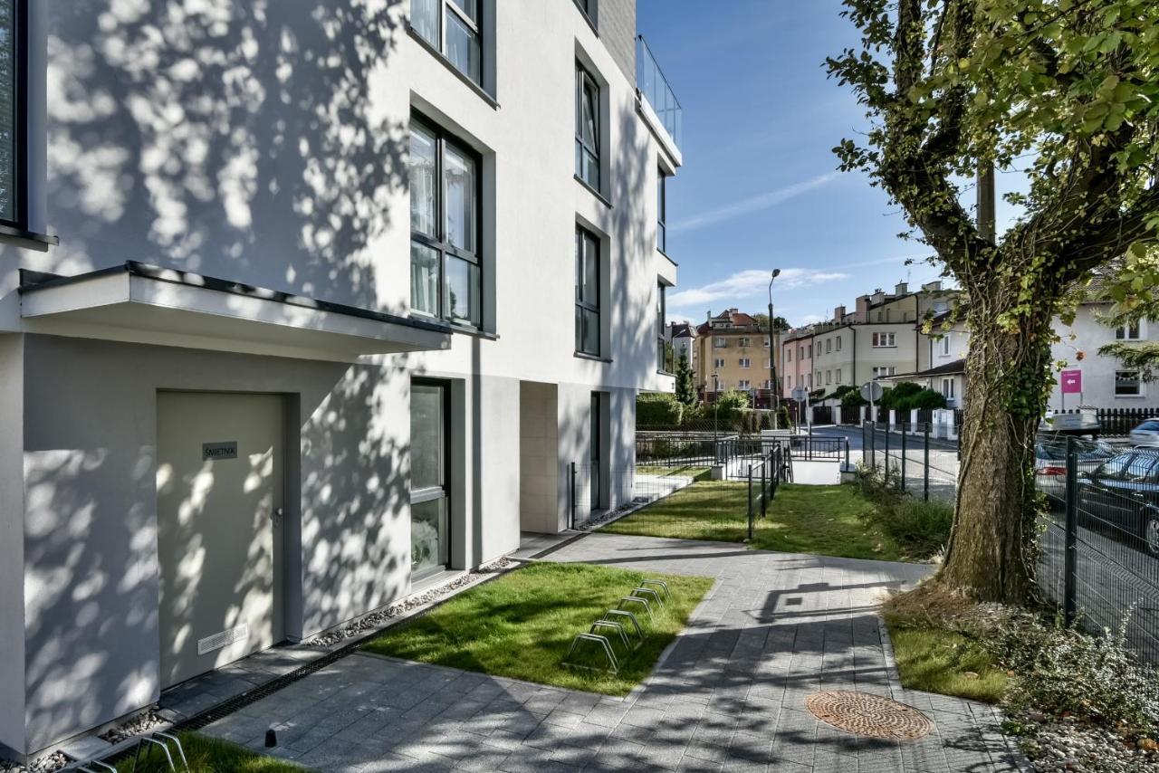 Ltc Apartments Ujejskiego Gdynia Exterior photo
